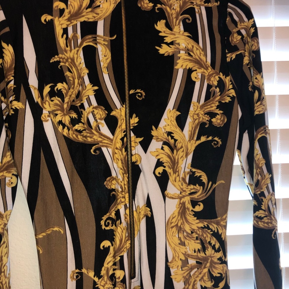Dress - Picture 4 of 4